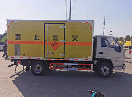 嘉兴爆破器材运输车技术升级与安全合规新趋势
